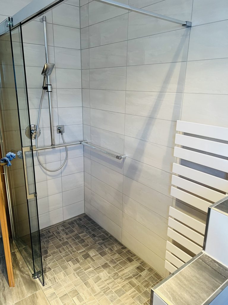 HWS Meisterbetrieb Freising Sanitaer Heizung Service Referenz Von Buero zum Bad3